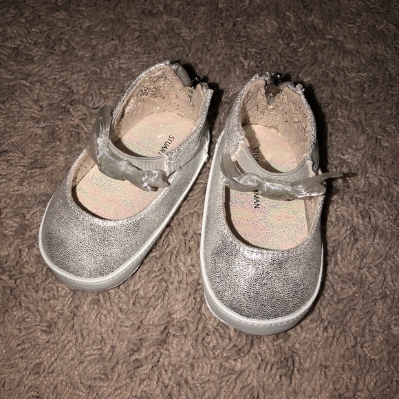 Baby booties - Picture 3 of 6